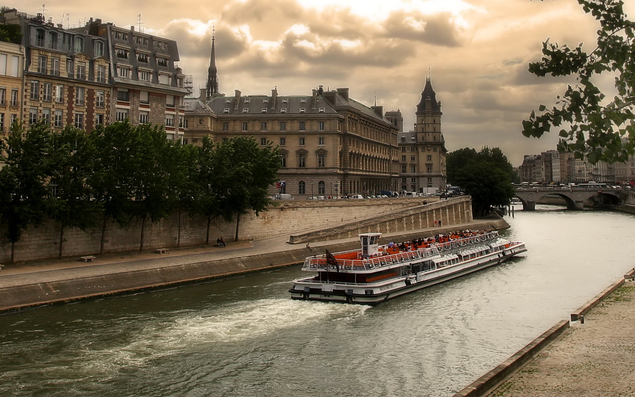 kreuzfahrt auf der Seine Rollstuhlgerechtigkeit